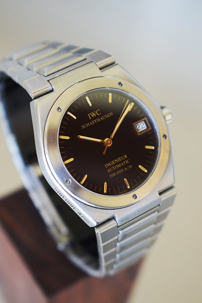 IWC Ingenieur, con folletos