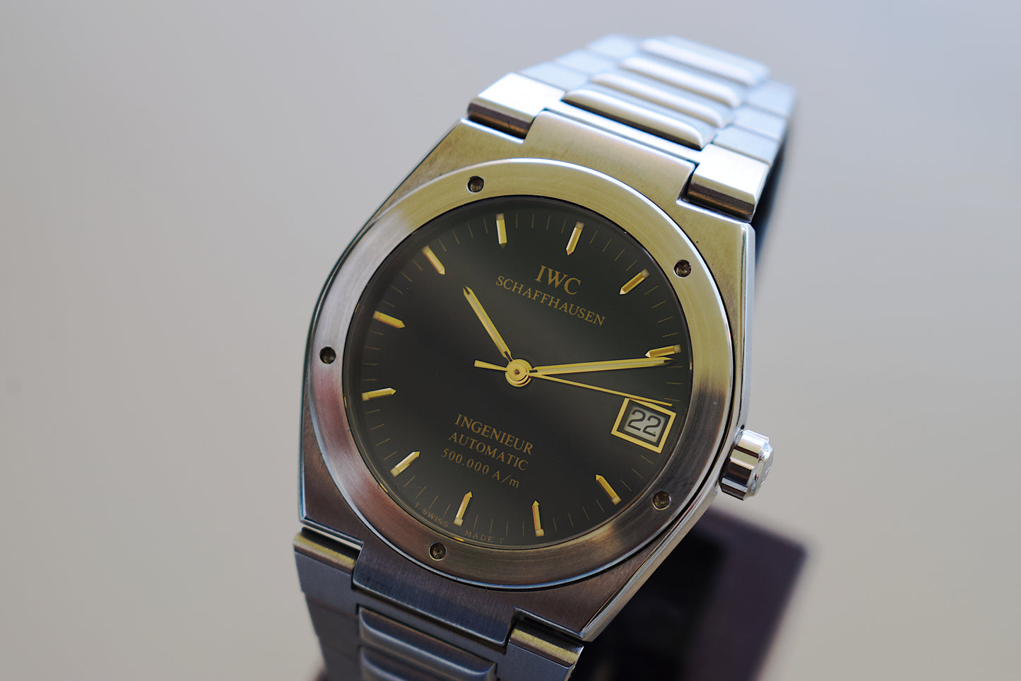 IWC Ingenieur, con folletos