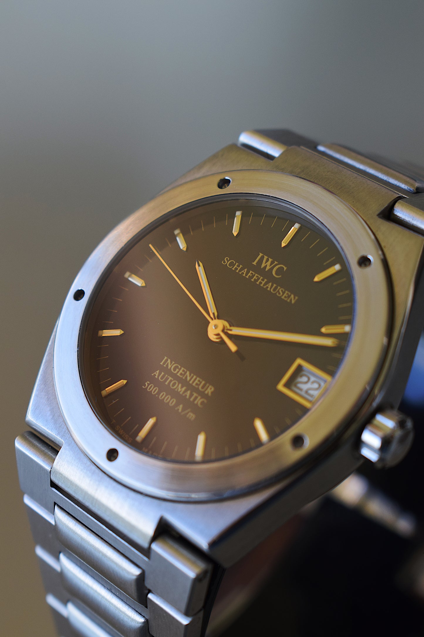 IWC Ingenieur, con folletos