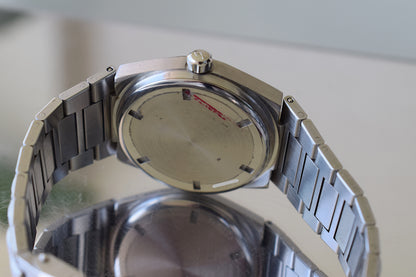 IWC Ingenieur, con folletos