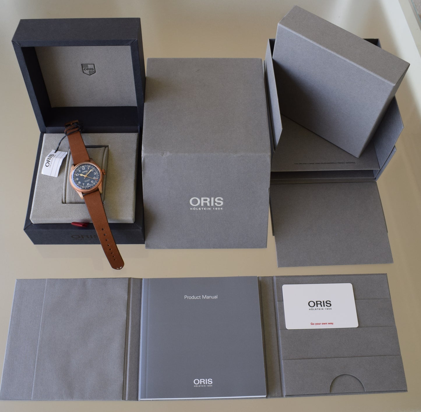 Oris Big Brown Pointer Date, Full Set, Nuevo