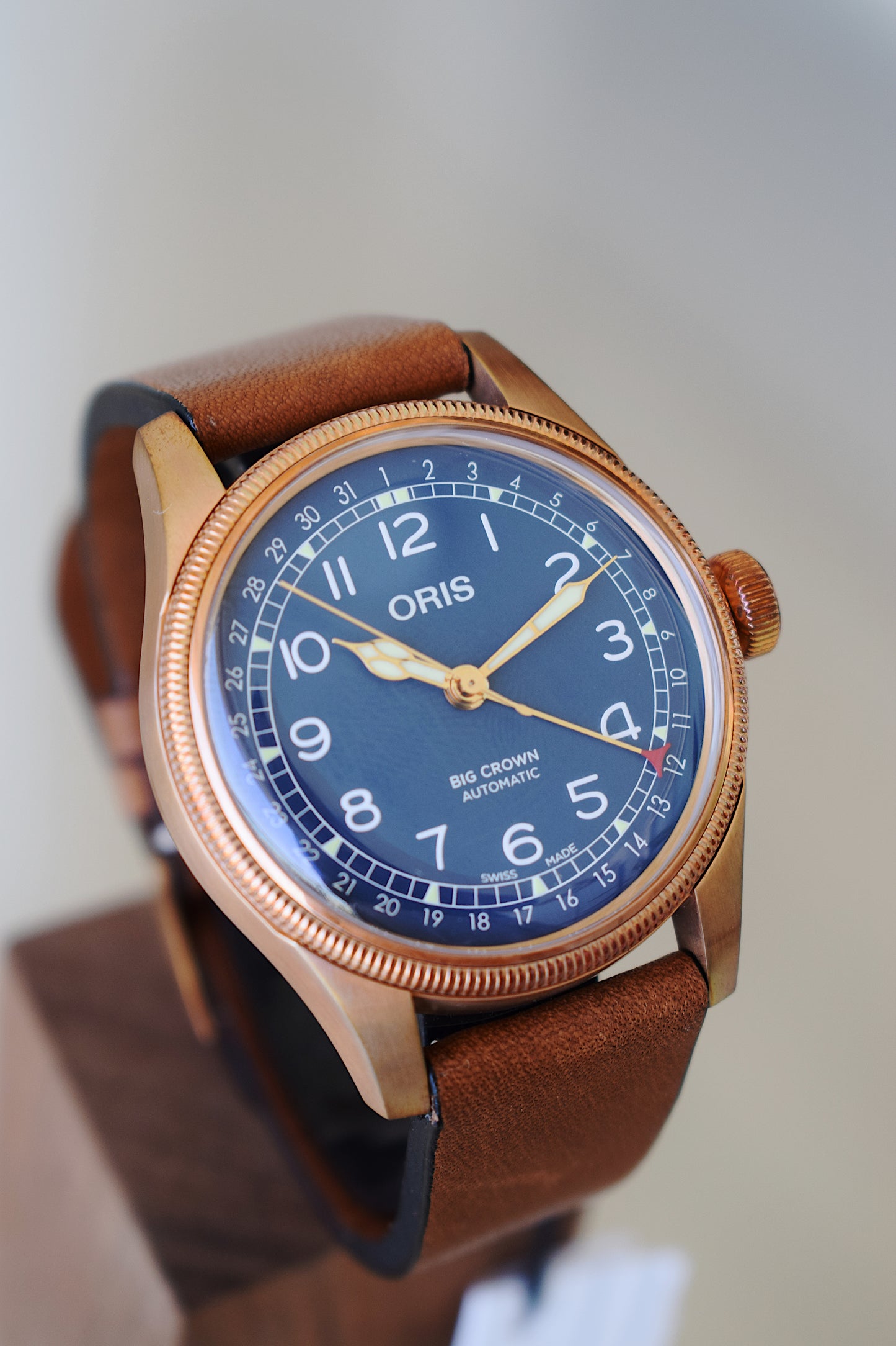 Oris Big Brown Pointer Date, Full Set, Nuevo