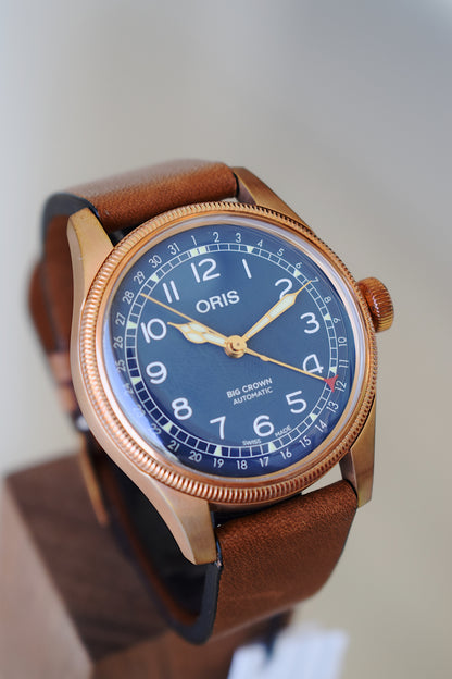 Oris Big Brown Pointer Date, Full Set, Nuevo