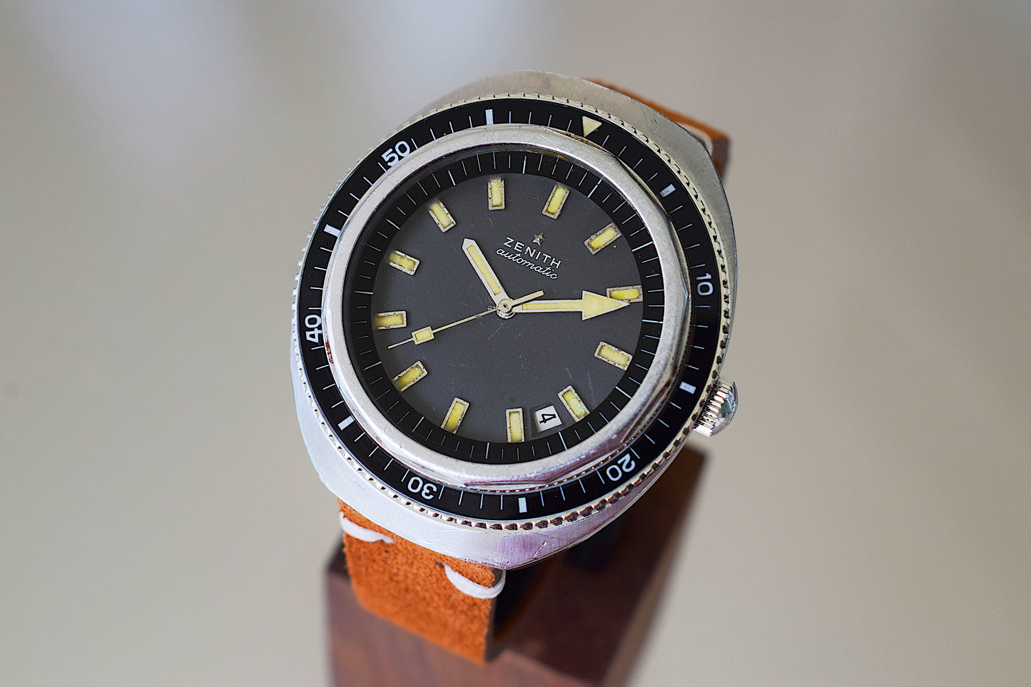 Zenith A3637 diver