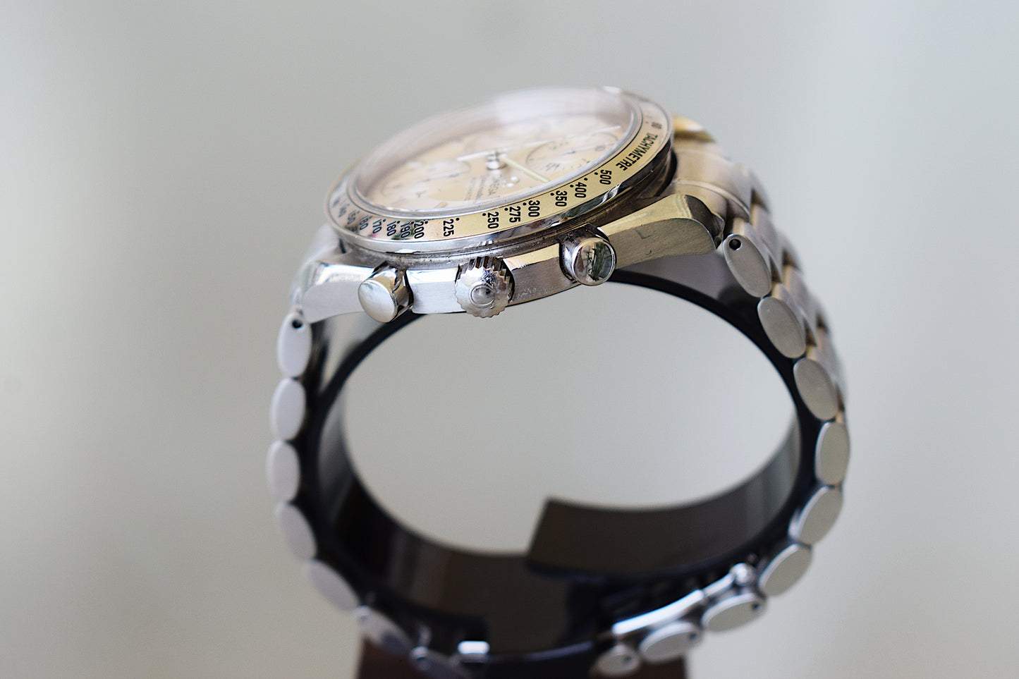 Omega SpeedMaster, box and warranty