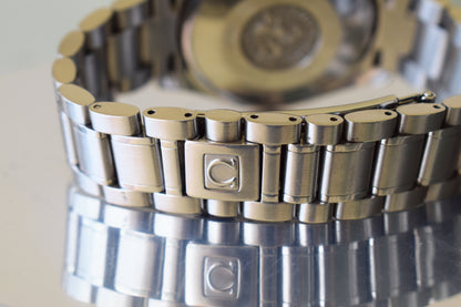 Omega SpeedMaster, box and warranty