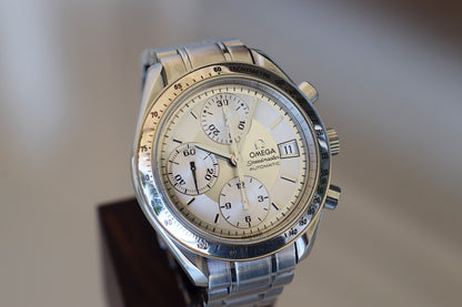 Omega SpeedMaster, box and warranty