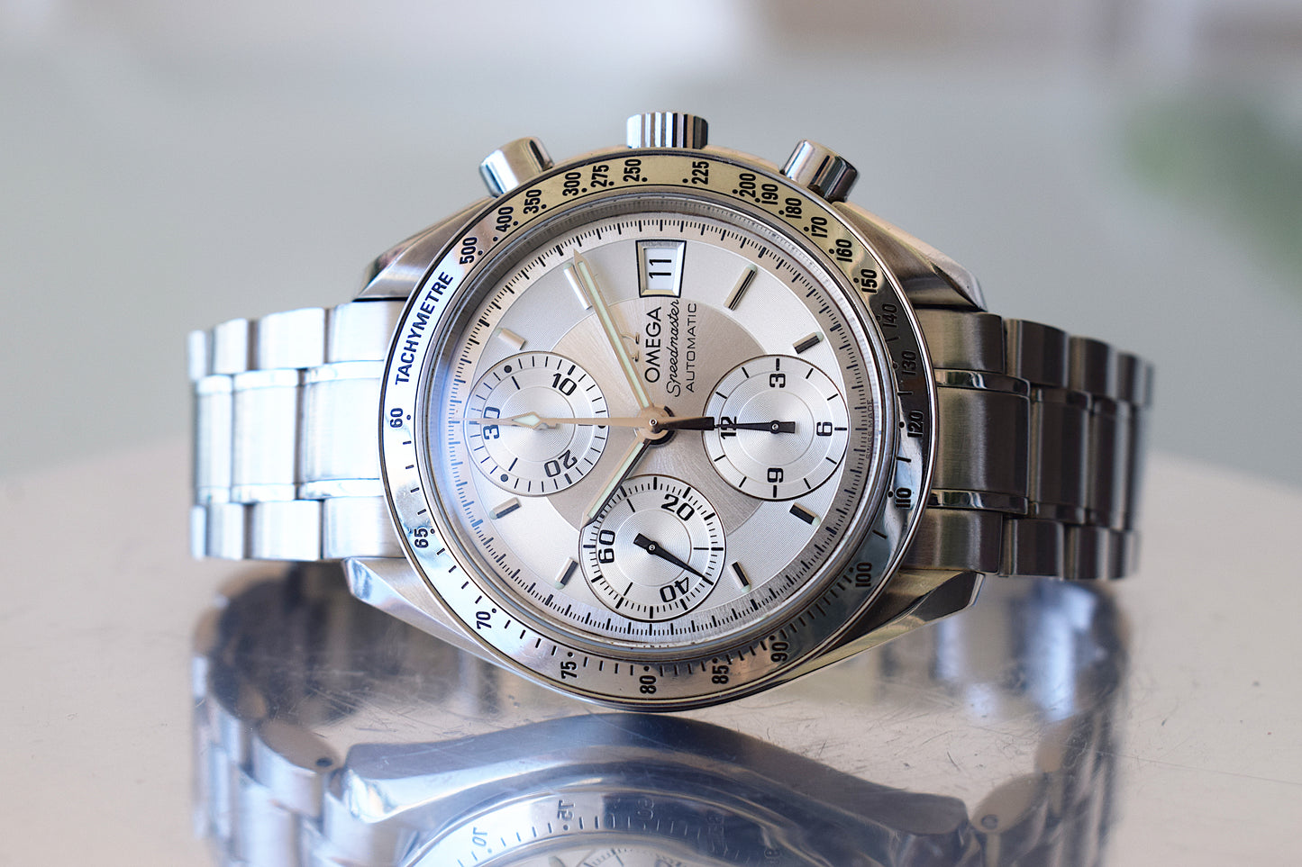 Omega SpeedMaster, box and warranty