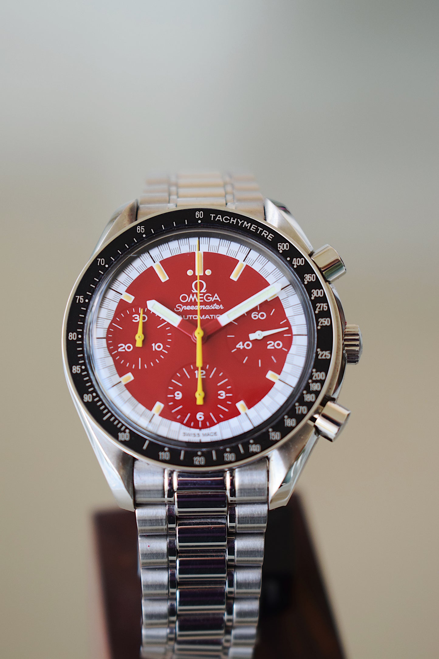 Omega Speedmaster Michael Schumacher edición roja, set completo